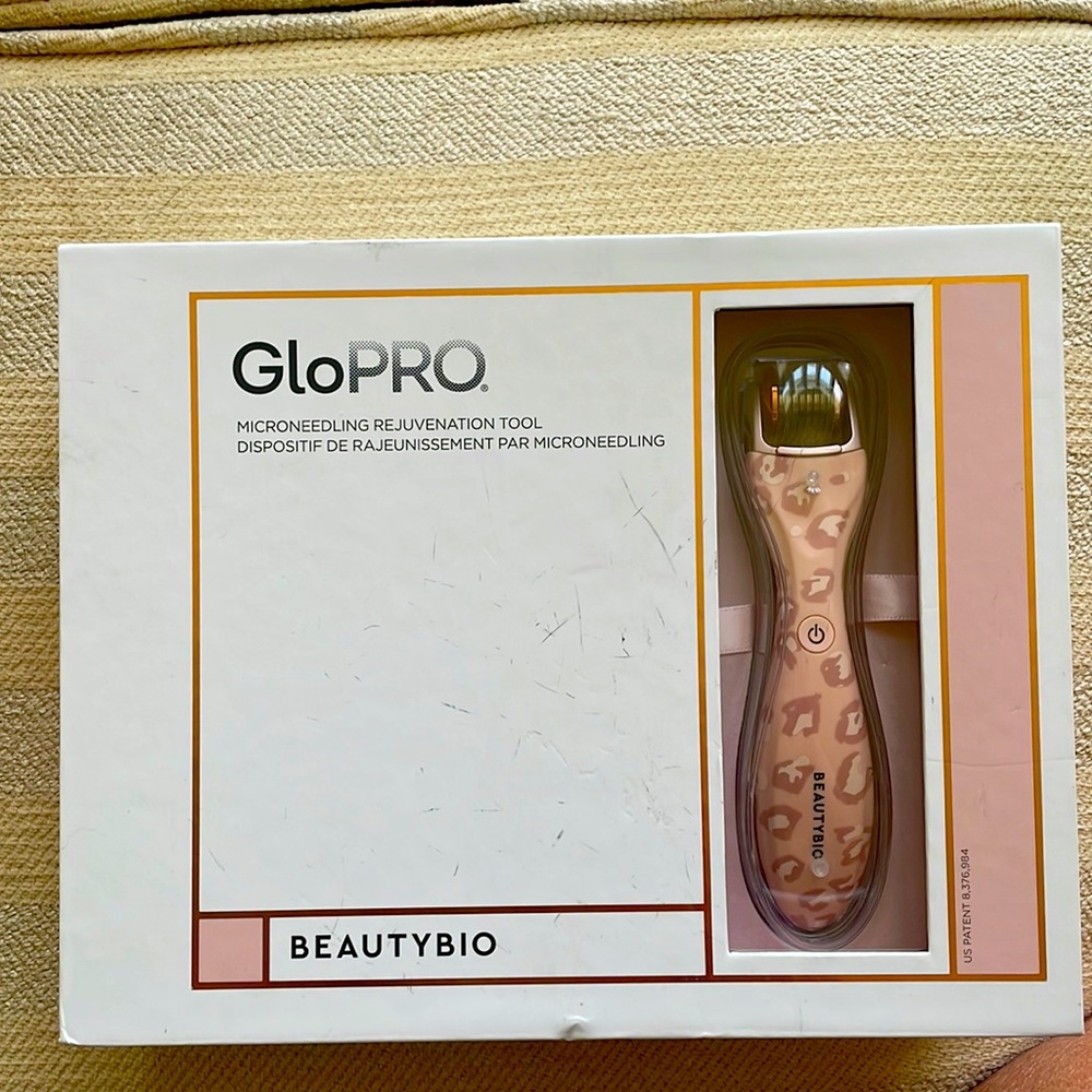 GloPro Microneedling Rejuvenation Tool box is distressed but sealed